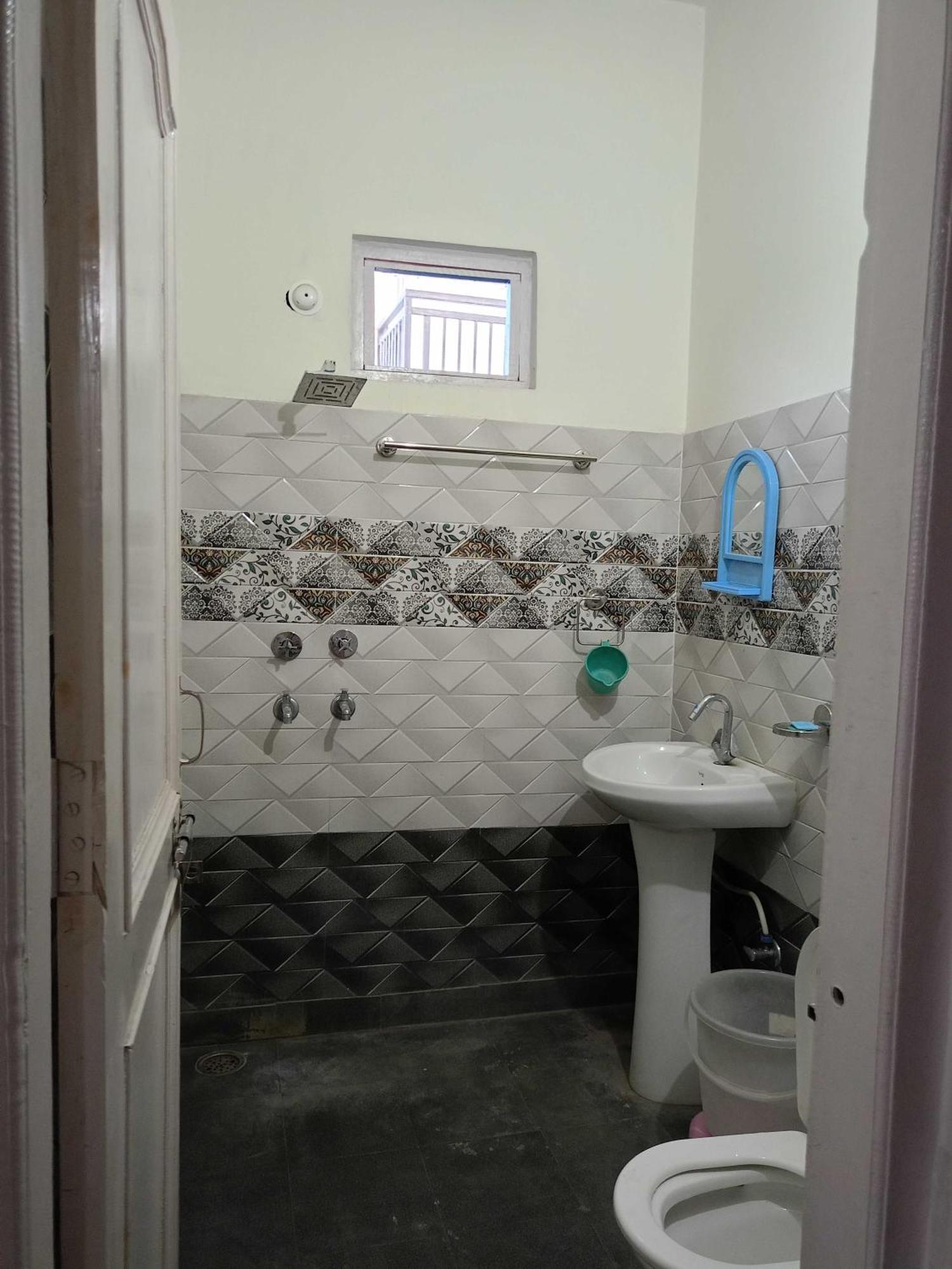 Hotel O Parmar Palace Mandi Ngoại thất bức ảnh